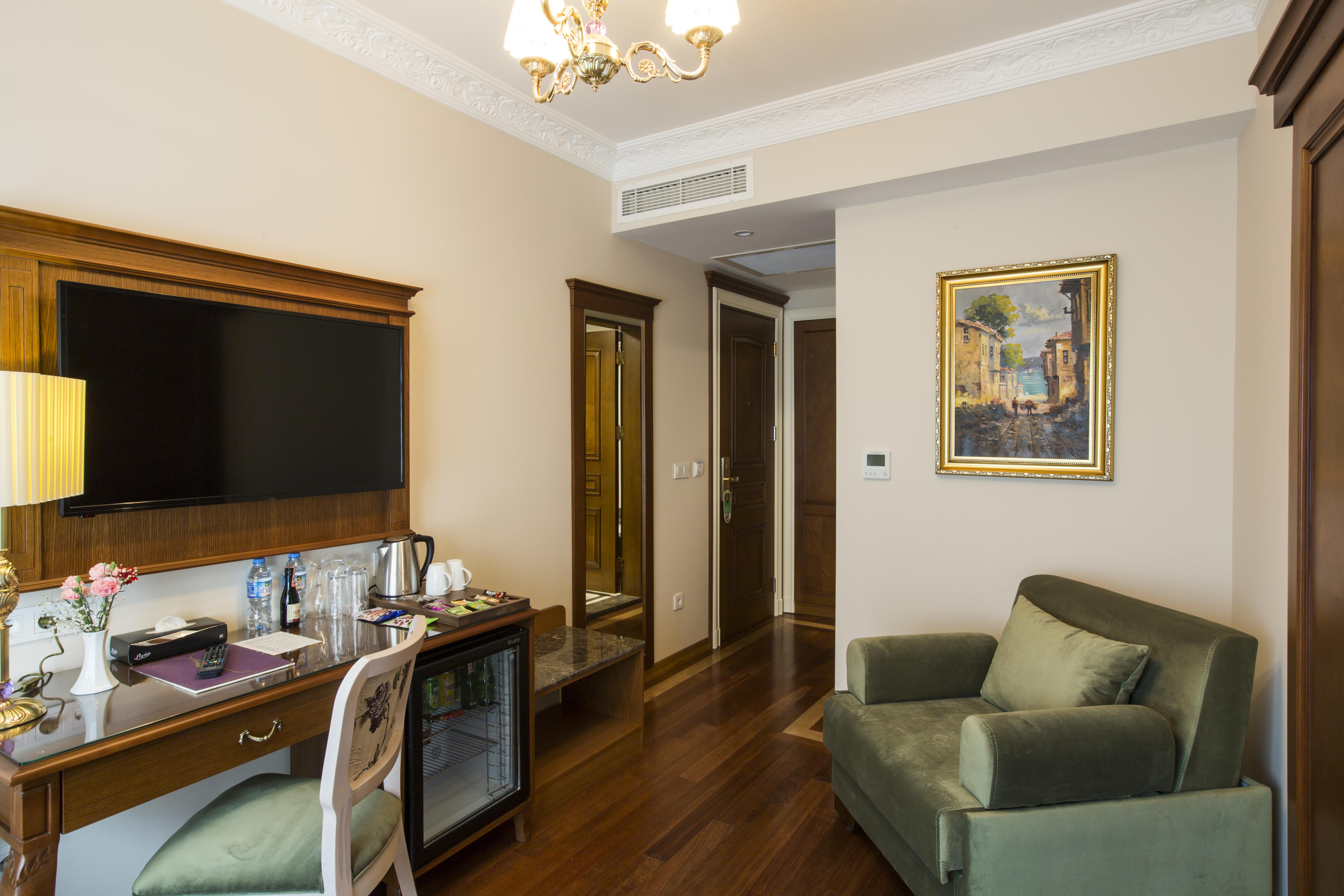 Glk Premier Sea Mansion Suites & Spa - Special Class Истанбул Екстериор снимка