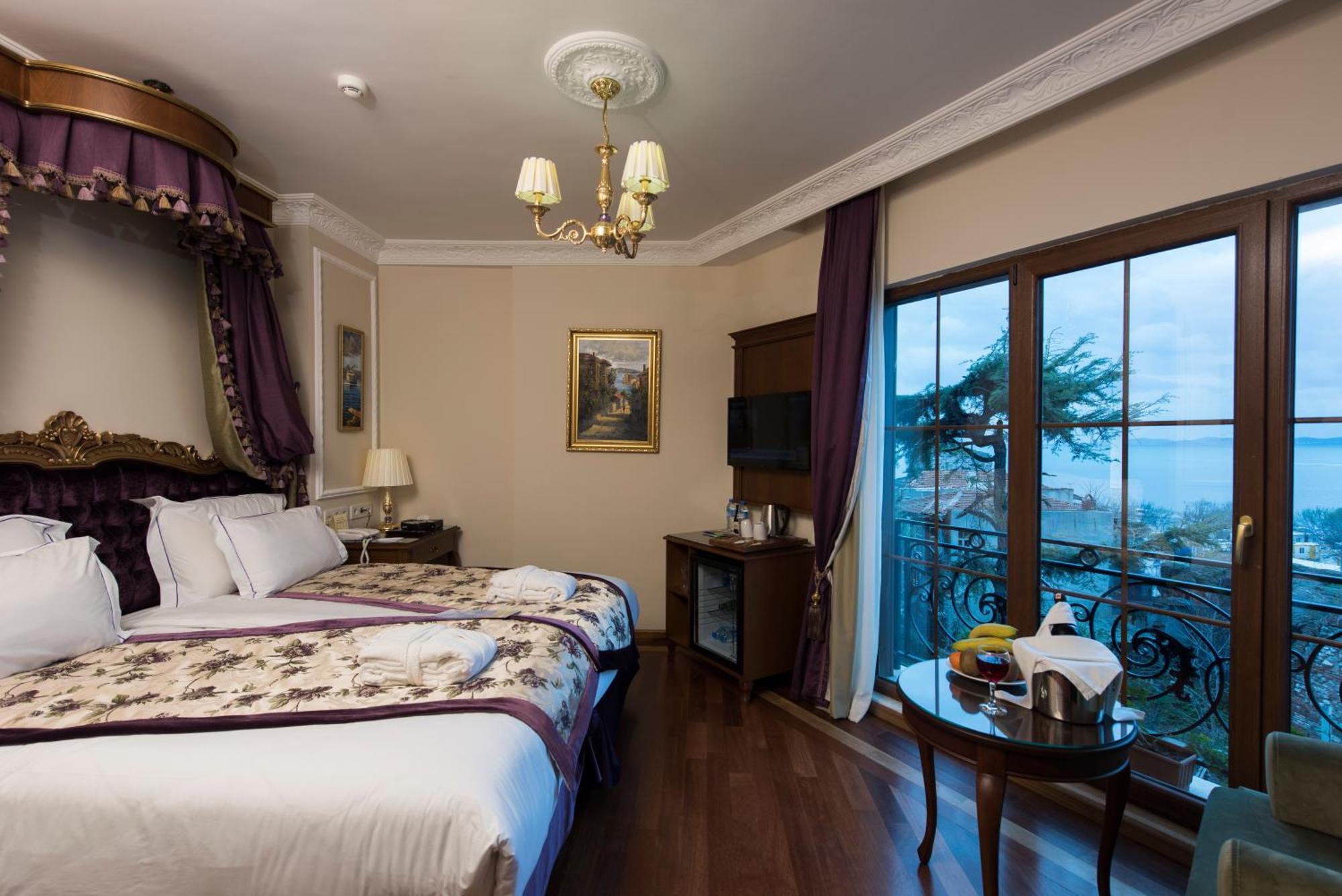 Glk Premier Sea Mansion Suites & Spa - Special Class Истанбул Екстериор снимка